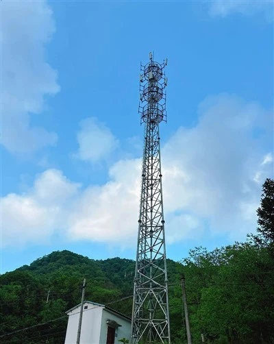 Peb Legged Communication Tower